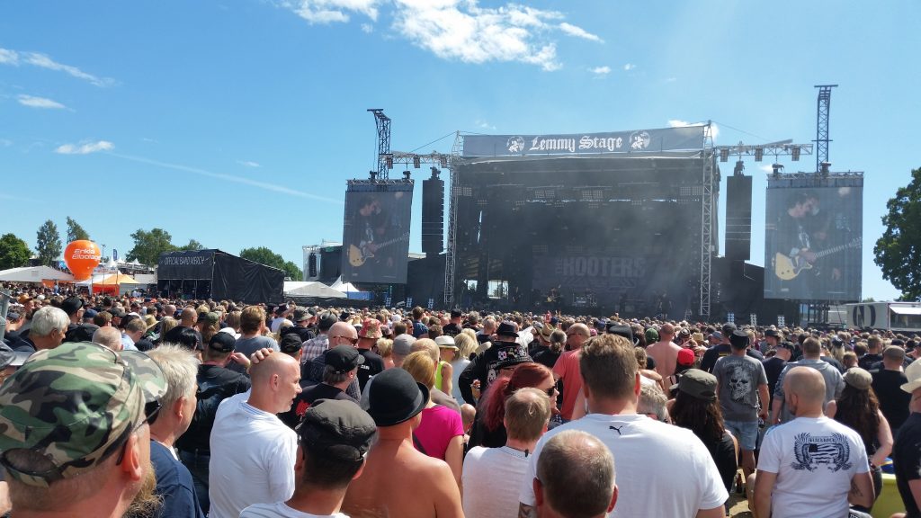 14656486977761866535621