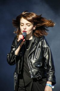 Chvrches_02
